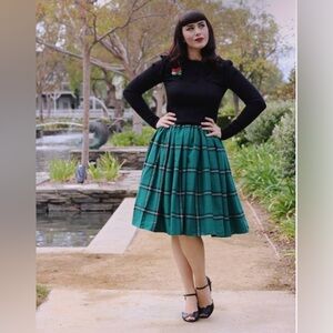 Collectif Green Knee-Length A-Line Pleated Skirt
